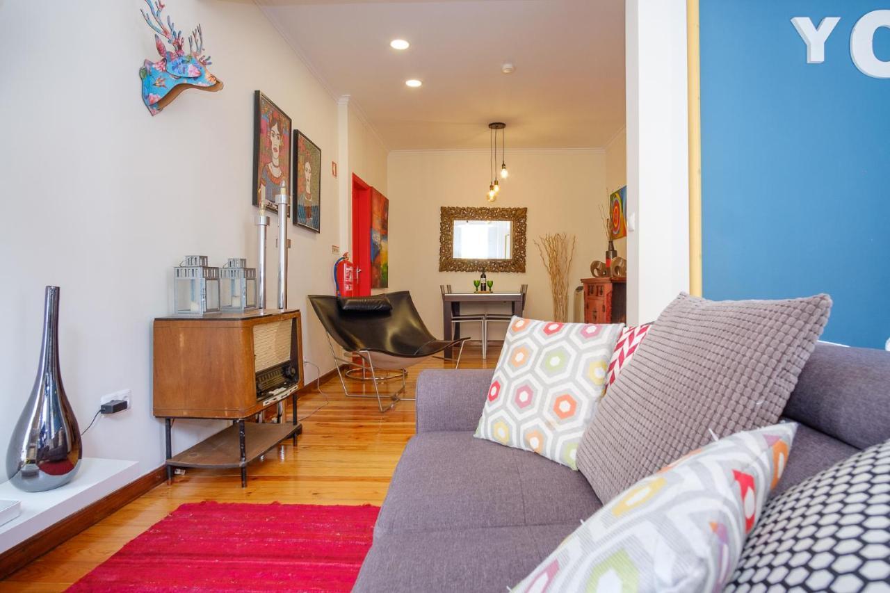 Colourful Alfama Apartment Lisbon Luaran gambar